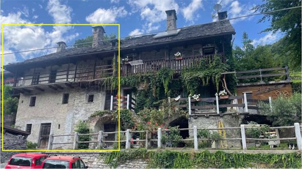 casa indipendente in vendita a Varzo