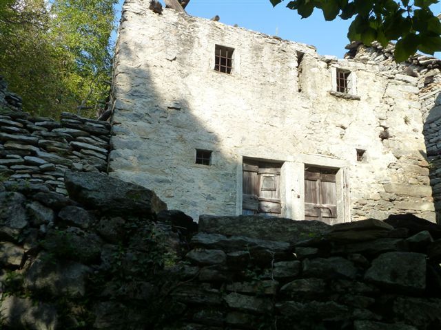 rudere in vendita a Varzo in zona San Domenico