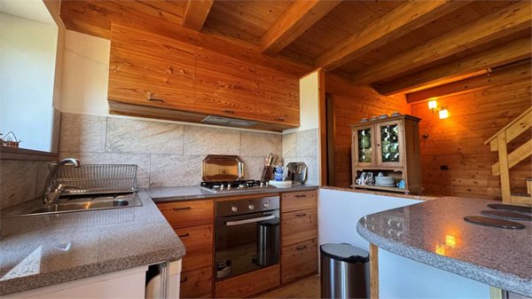 casa indipendente in vendita a Varzo