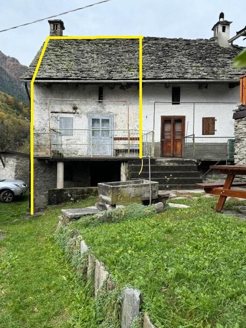 negozio in vendita a Varzo in zona San Domenico