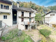casa indipendente in vendita a Varzo