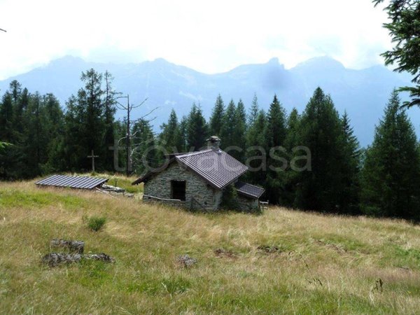casa indipendente in vendita a Varzo