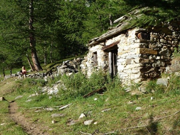 casale in vendita a Varzo in zona San Domenico