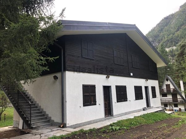 appartamento in vendita a Varzo in zona San Domenico