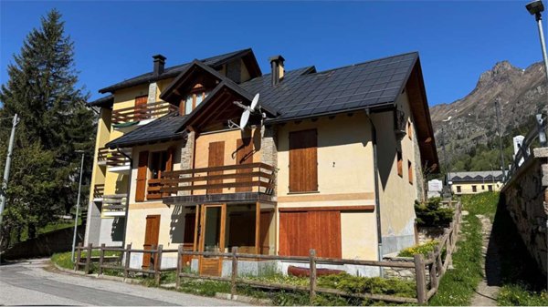 appartamento in vendita a Varzo in zona San Domenico