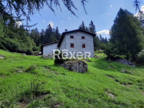 casale in vendita a Varzo