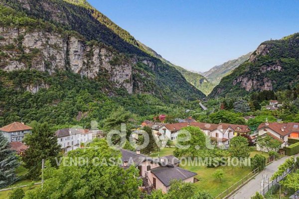 appartamento in vendita a Varzo in zona Bertonio