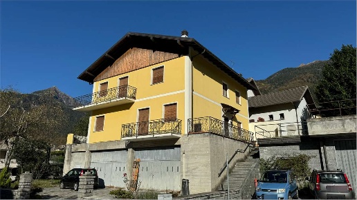 appartamento in vendita a Varzo in zona Bertonio