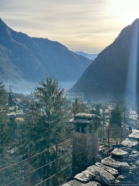 appartamento in vendita a Varzo in zona Bertonio