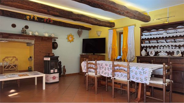casa indipendente in vendita a Varzo in zona Colla