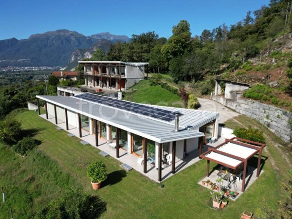 casa indipendente in vendita a Verbania