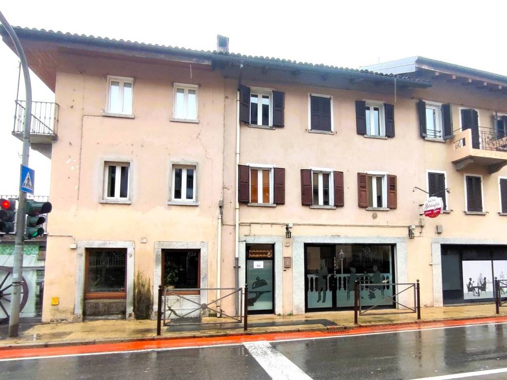 appartamento in vendita a Verbania in zona Fondotoce