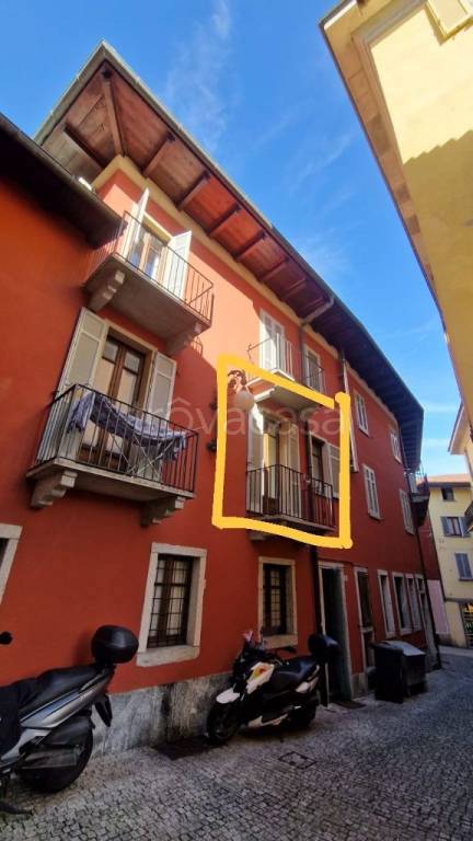 appartamento in vendita a Verbania in zona Intra