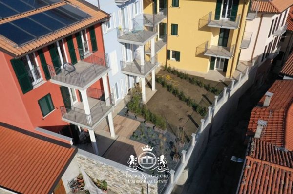 appartamento in vendita a Verbania in zona Suna