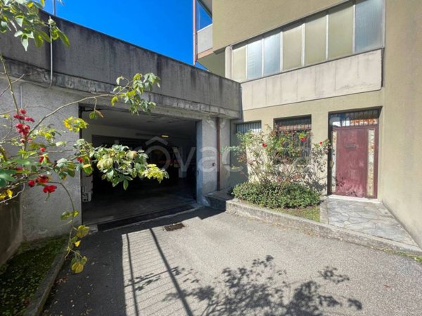 appartamento in vendita a Verbania in zona Intra