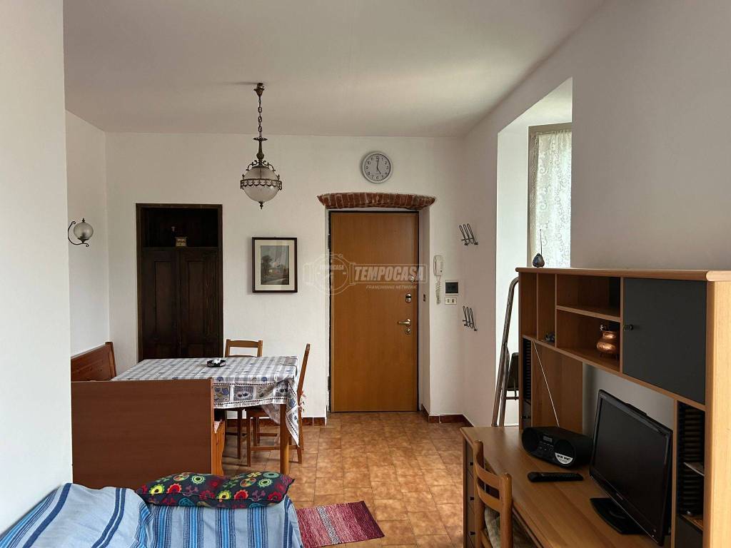 appartamento in vendita a Verbania in zona Intra