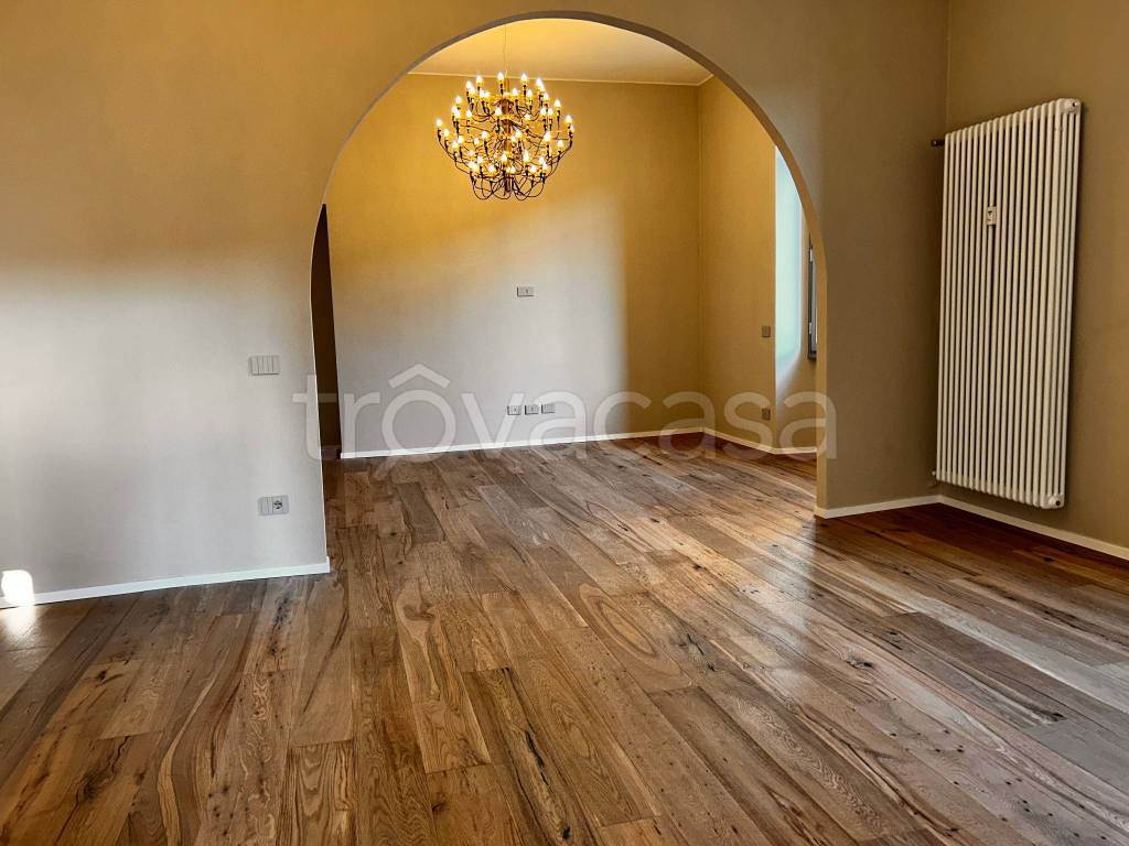 appartamento in vendita a Verbania in zona Intra