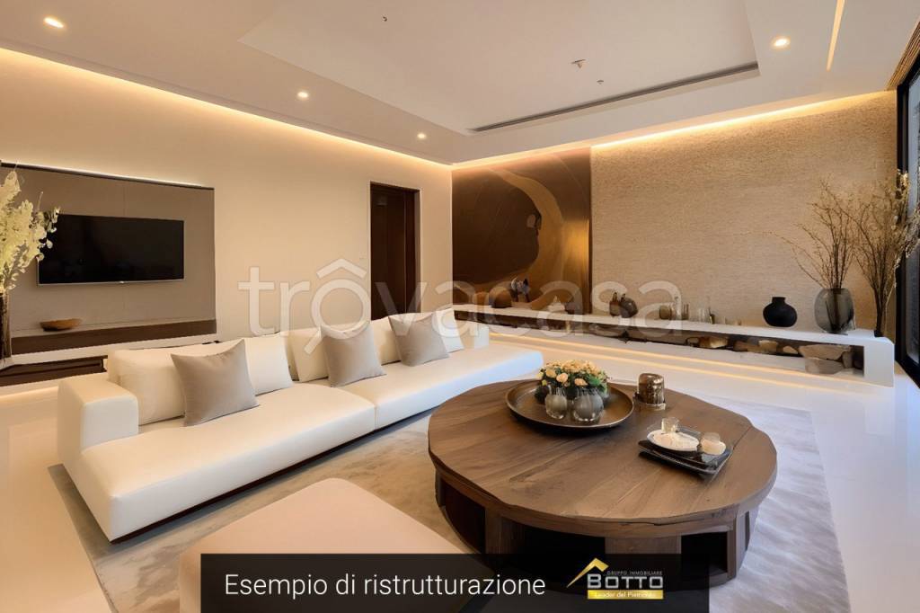 appartamento in vendita a Verbania in zona Intra