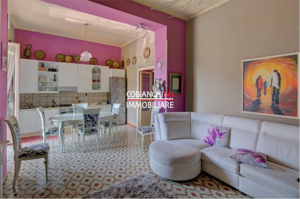 appartamento in vendita a Verbania in zona Intra