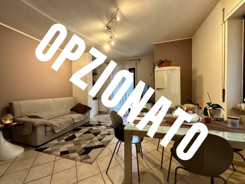 appartamento in vendita a Verbania in zona Intra