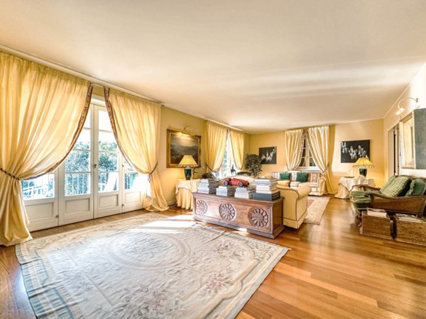 casa indipendente in vendita a Verbania in zona Suna