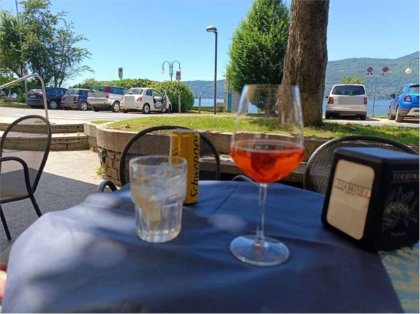 appartamento in vendita a Verbania in zona Suna