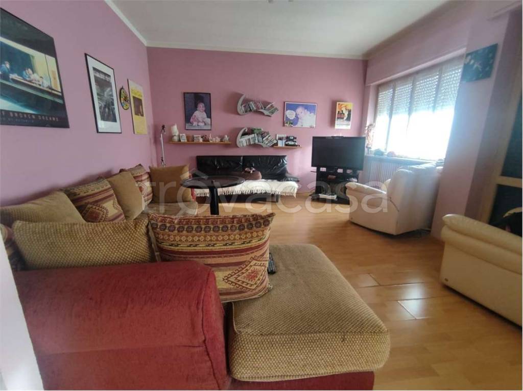 appartamento in vendita a Verbania in zona Intra