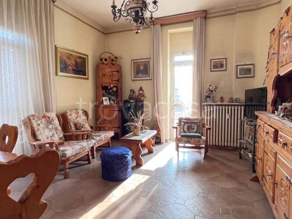 appartamento in vendita a Verbania in zona Intra