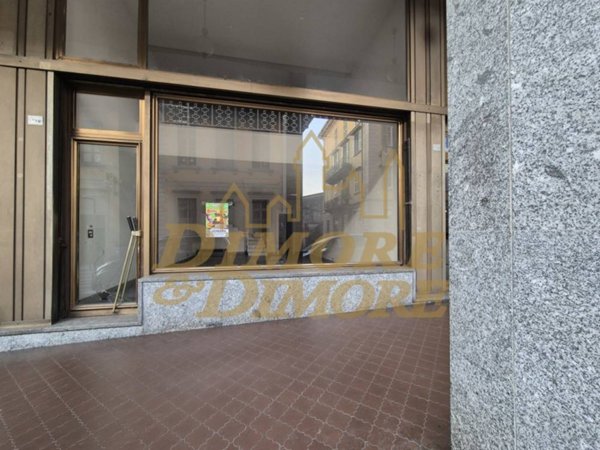 negozio in vendita a Verbania in zona Pallanza