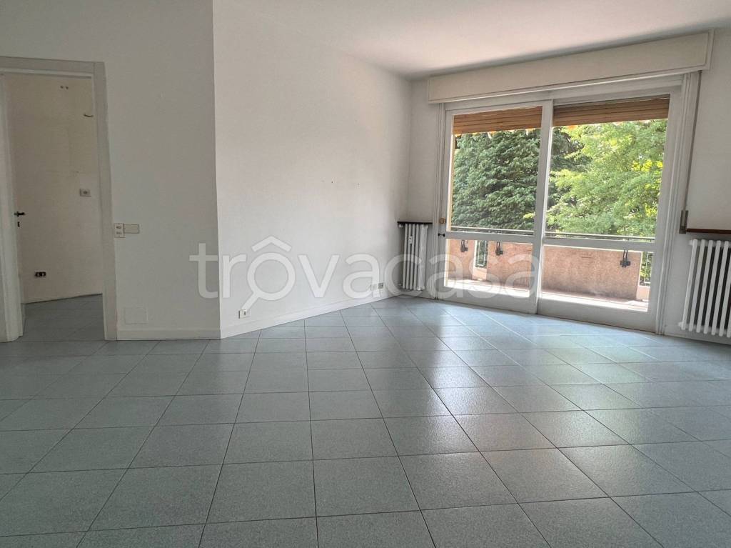 appartamento in vendita a Verbania in zona Intra