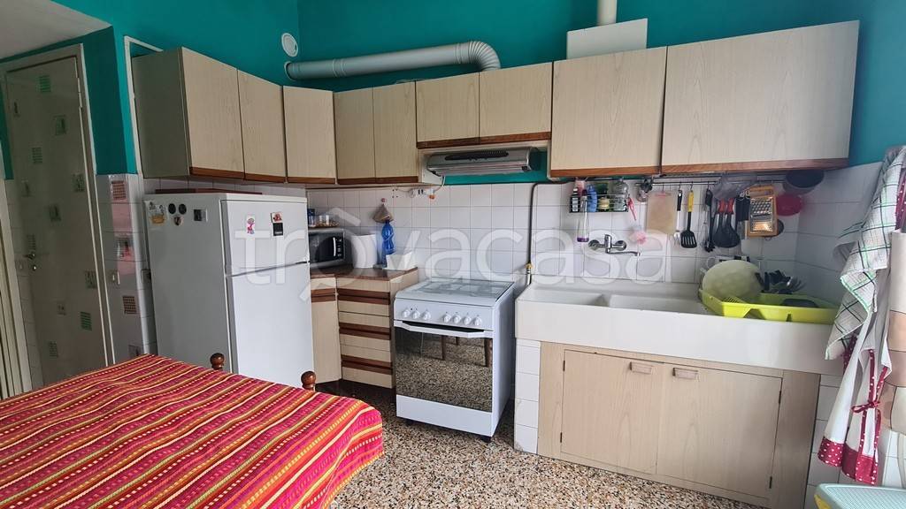 appartamento in vendita a Verbania in zona Trobaso