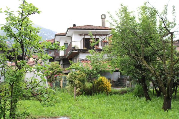 appartamento in vendita a Verbania in zona Trobaso
