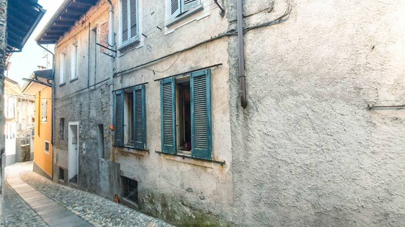 casa indipendente in vendita a Verbania in zona Trobaso