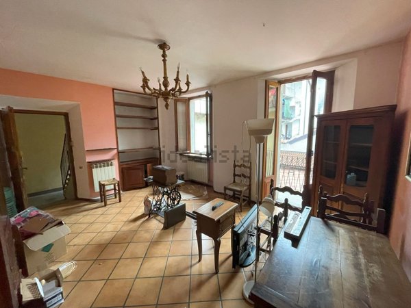 appartamento in vendita a Verbania in zona Intra