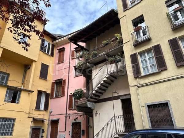 appartamento in vendita a Verbania in zona Intra