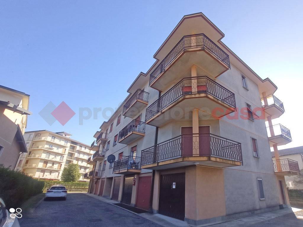 appartamento in vendita a Verbania in zona Intra