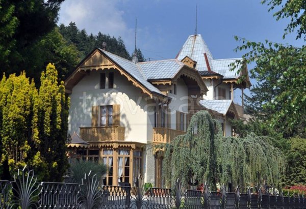 casa indipendente in vendita a Verbania in zona Intra