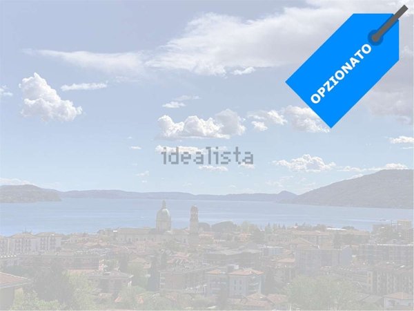 casa semindipendente in vendita a Verbania in zona Zoverallo