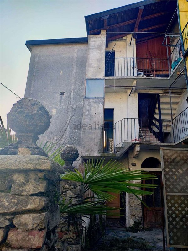 casa indipendente in vendita a Verbania