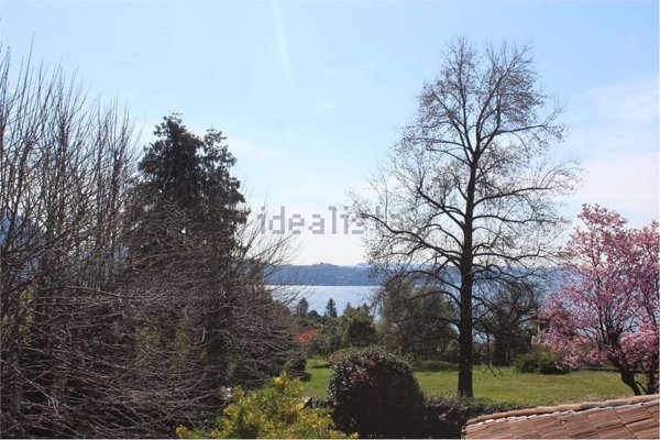 casa indipendente in vendita a Verbania in zona Zoverallo