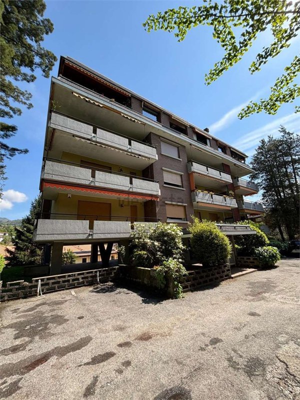 appartamento in vendita a Verbania in zona Zoverallo