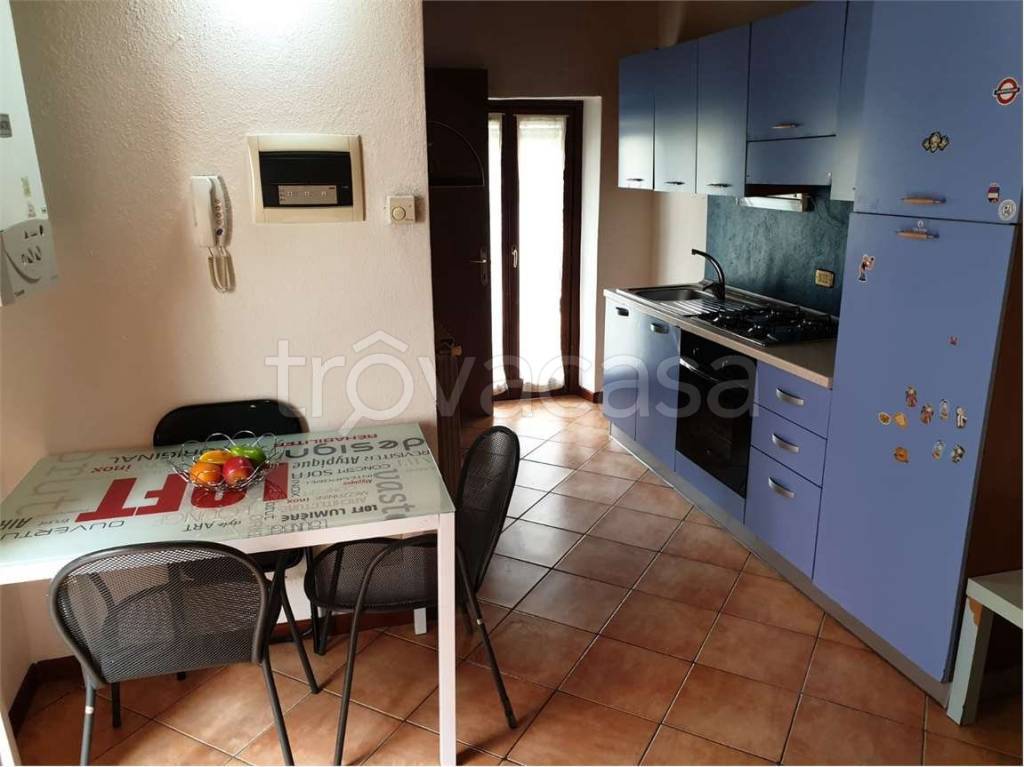 appartamento in vendita a Verbania in zona Trobaso