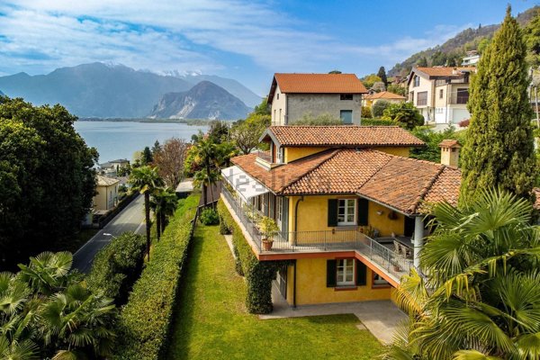 casa indipendente in vendita a Verbania in zona Pallanza