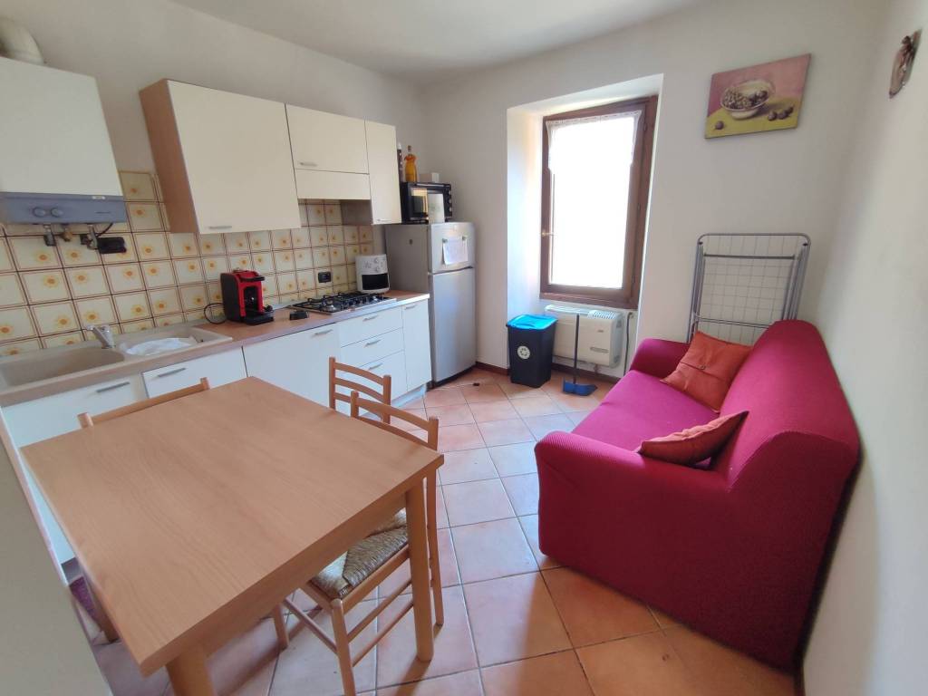 appartamento in vendita a Verbania in zona Intra