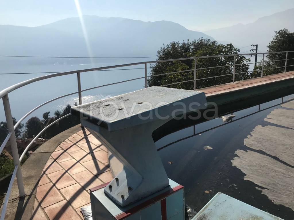casa indipendente in vendita a Verbania