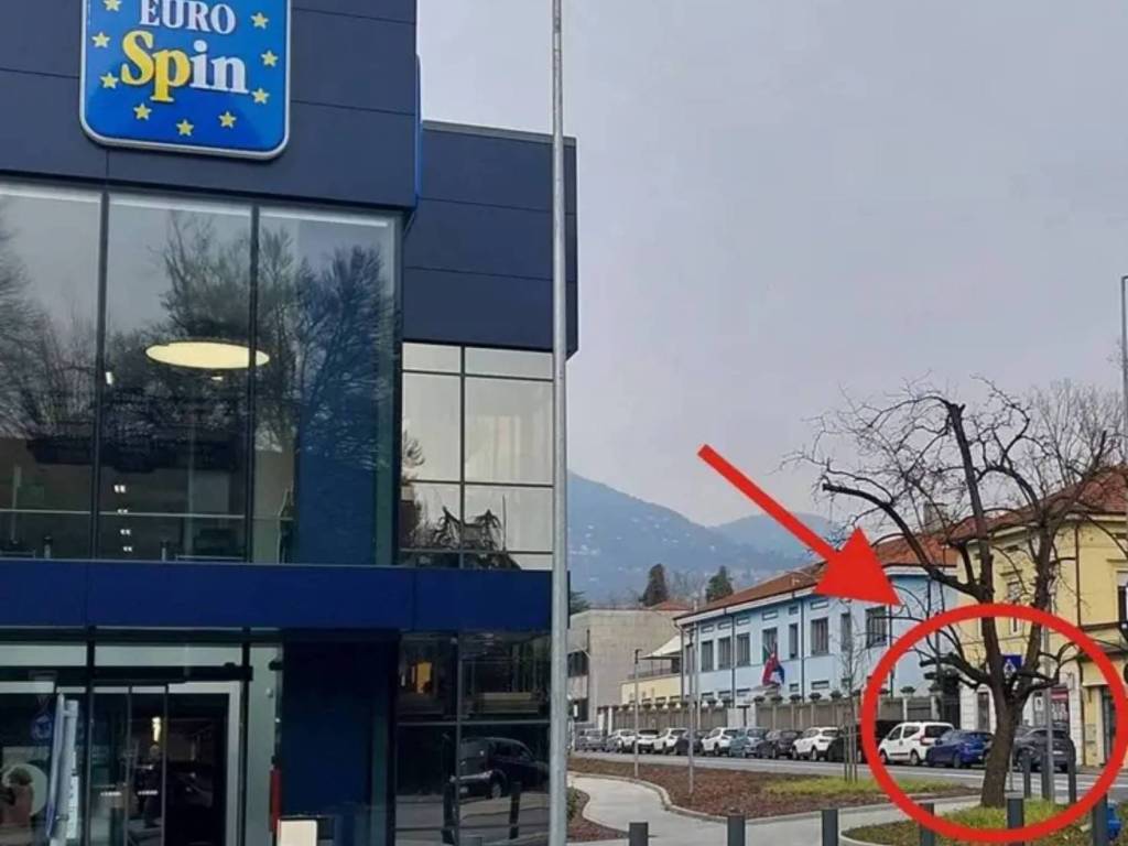 appartamento in vendita a Verbania in zona Pallanza