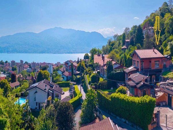 casa indipendente in vendita a Verbania in zona Suna