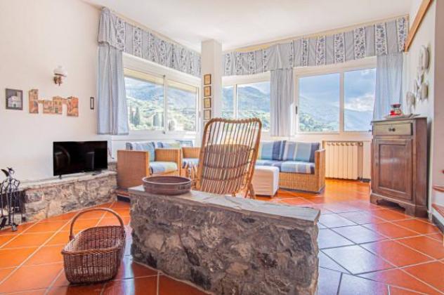 appartamento in vendita a Verbania in zona Monterosso