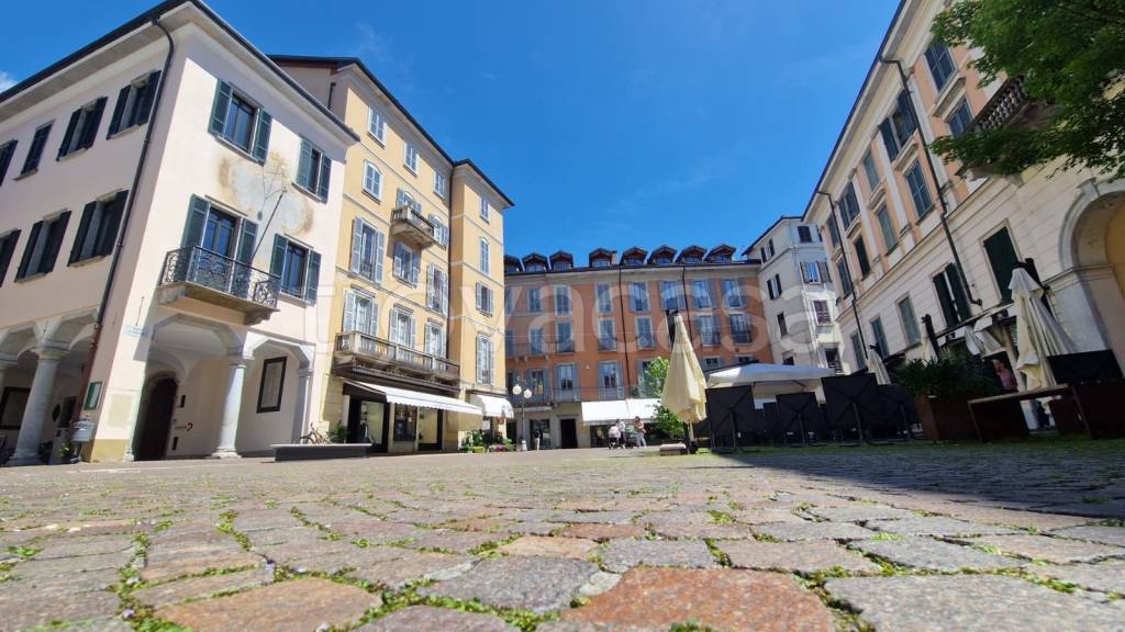 appartamento in vendita a Verbania in zona Intra