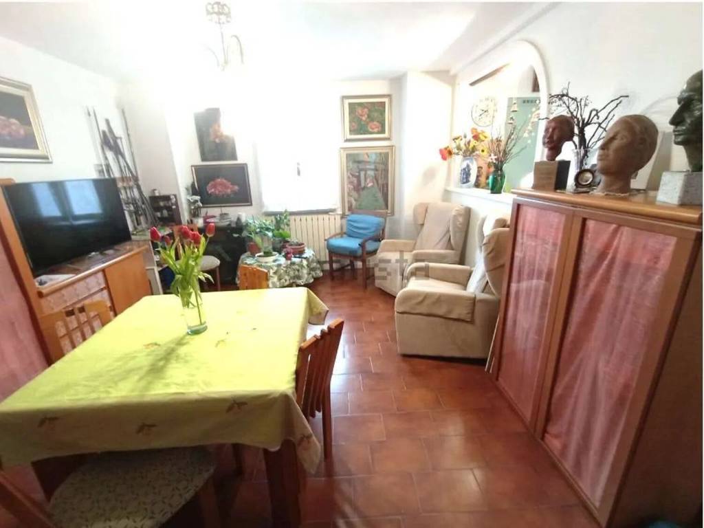 appartamento in vendita a Verbania in zona Intra